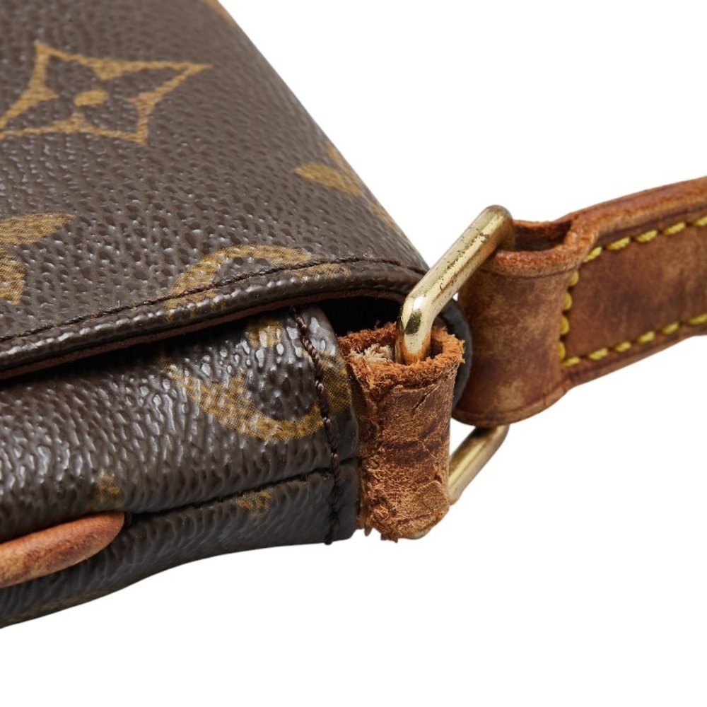 LOUIS VUITTON Brown Monogram Leather Shoulder Bag - Picture 6 of 11